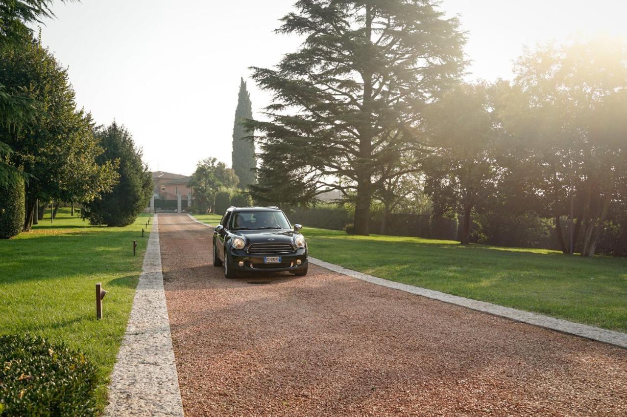 Villa Dafne Valpolicella B&B Adults Only, No Smoking, No Pets Сант-Амброджо-ди-Вальполичелла Экстерьер фото